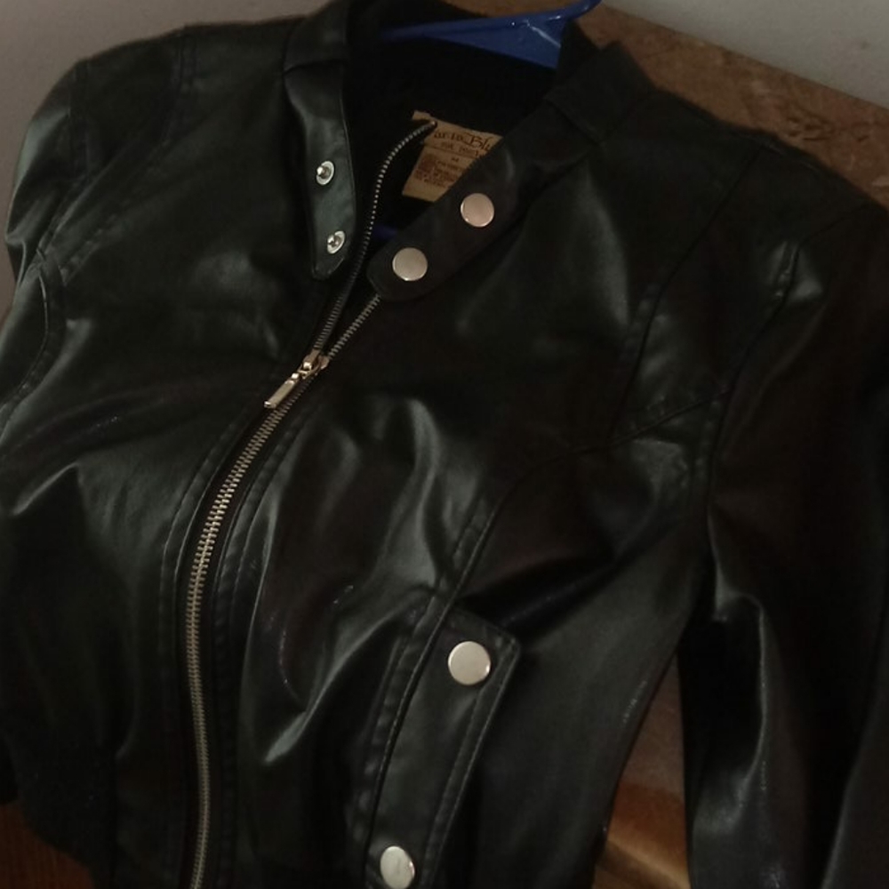 cropped leather jacket